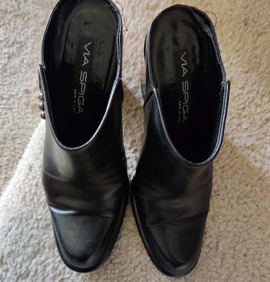 Via Spiga Black Mule Knuckles On The Side. - Picture 4 of 7